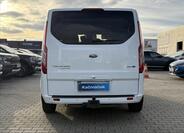 Ford Tourneo Custom 4
