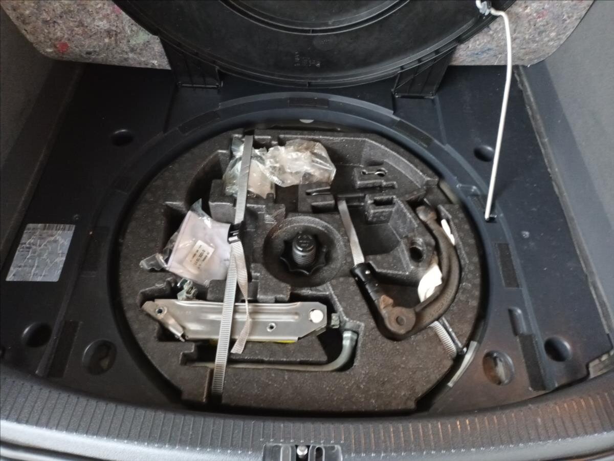 Volkswagen Touran MPV 1,4 l 103 kw