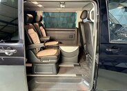 Volkswagen Multivan 12