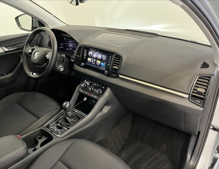 Škoda Karoq SUV 1,5 l 110 kw