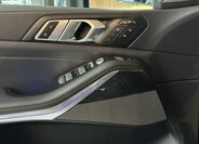 BMW X7 SUV / Terénní 3,0 l 259 kw