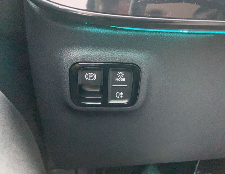 Mercedes-Benz CLA Sedan 0,0 200 kw