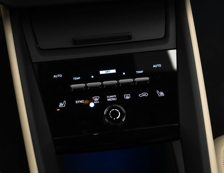 Porsche Macan SUV / Terénní 0,0 285 kw