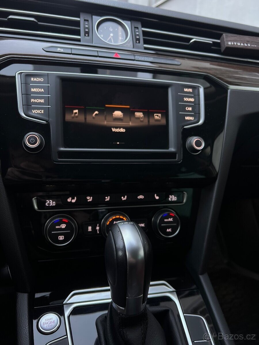 Volkswagen Passat Kombi 0,0 0