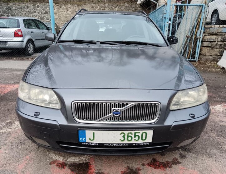 Volvo V70 2