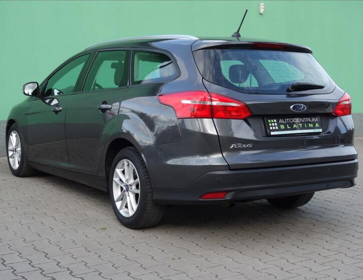 Ford Focus 14