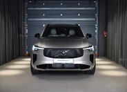Volvo XC90 SUV / Terénní 2,0 l 335 kw