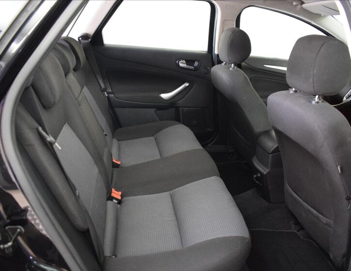 Ford Mondeo Kombi 2,0 l 96 kw