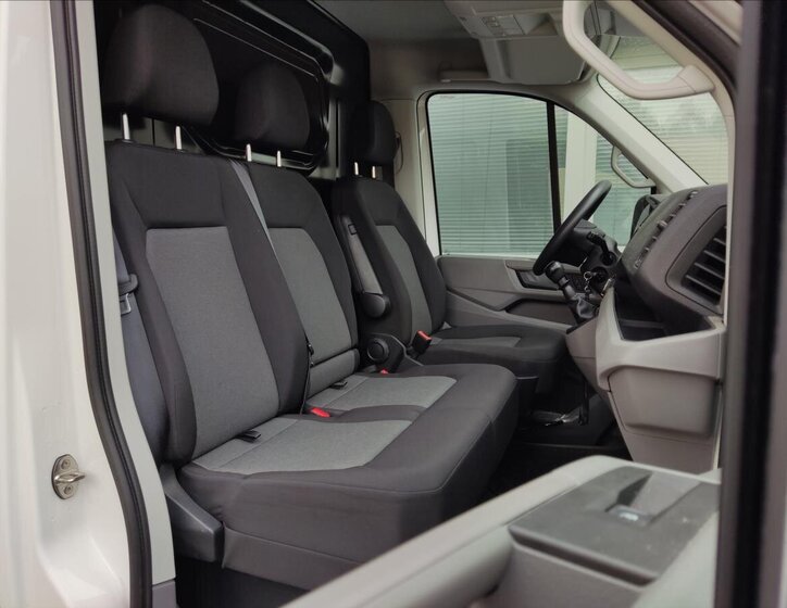 Volkswagen Crafter 16