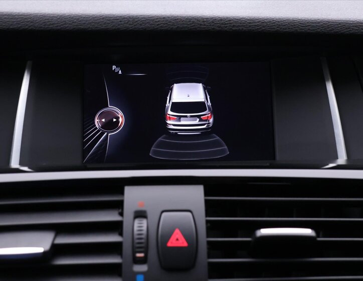 BMW X3 SUV 2,0 l 140 kw