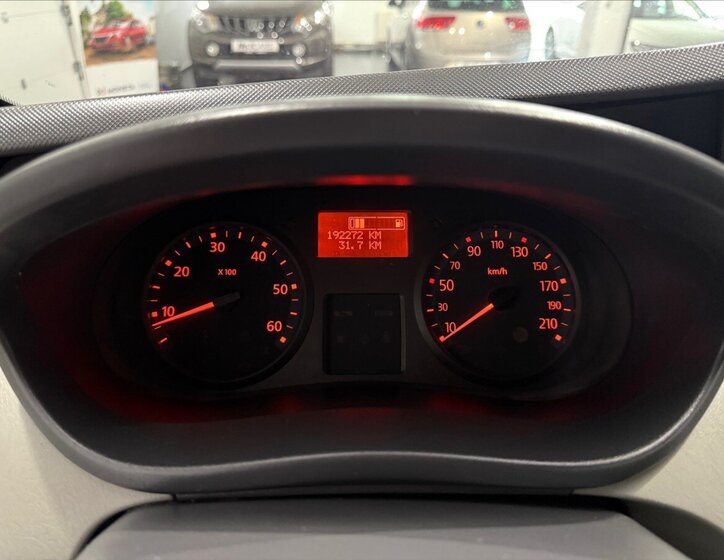 Renault Trafic 8