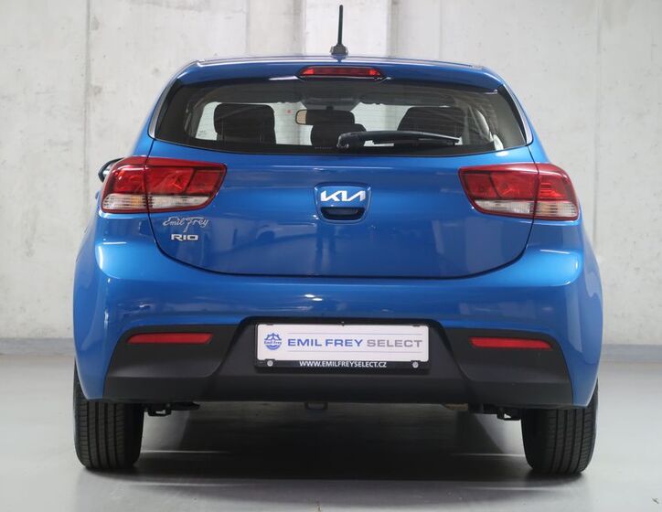 KIA Rio 6