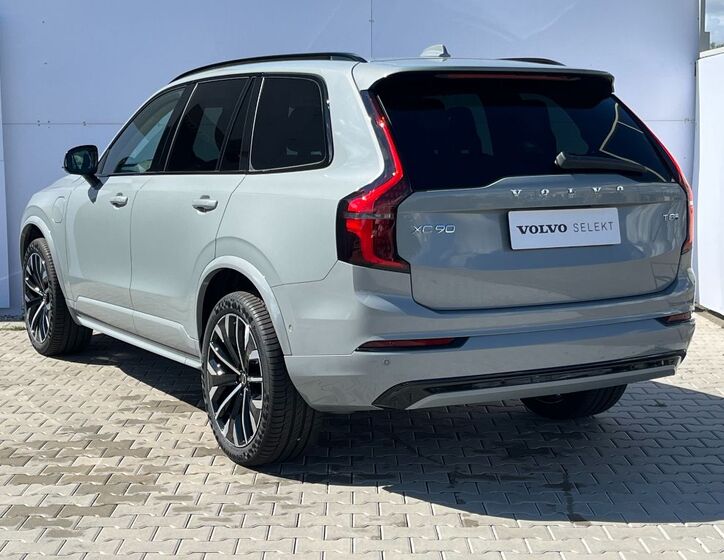 Volvo XC90 26
