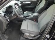 Volvo XC40 17