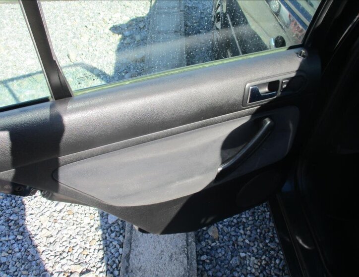 Volkswagen Golf Hatchback 1,6 l 77 kw