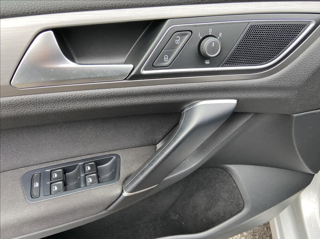 Volkswagen Golf Sportsvan MPV 1,6 l 81 kw