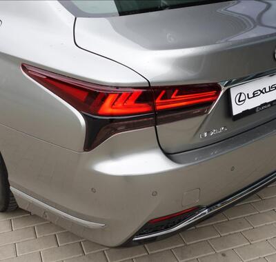 Lexus LS 500h 53