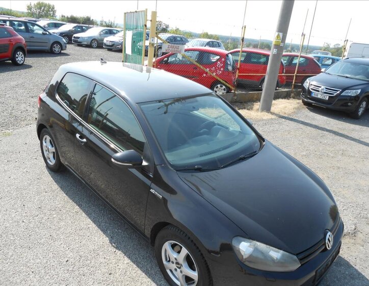 Volkswagen Golf Hatchback 1,6 l 77 kw