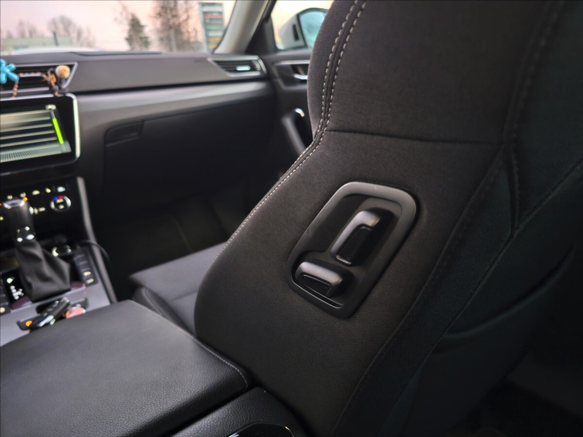 Škoda Superb Kombi 2,0 l 110 kw