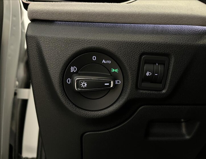 Škoda Kamiq SUV 999,0 85 kw