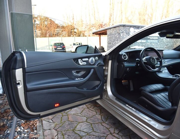 Mercedes-Benz Třídy E 14