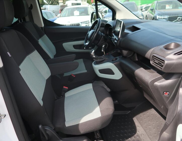 Citroën Berlingo MPV 1,5 l 75 kw