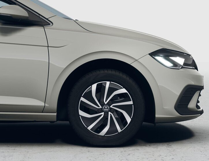 Volkswagen Polo Hatchback 999,0 70 kw