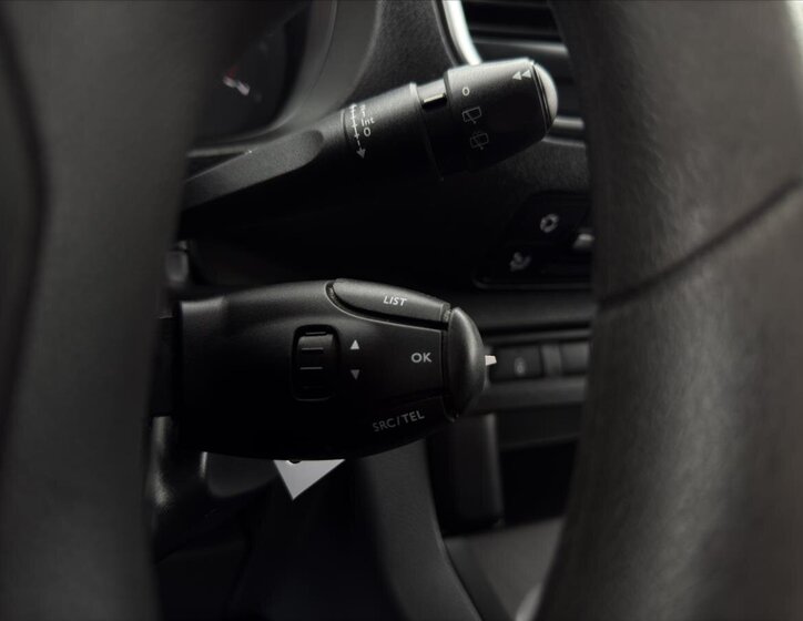 Citroën SpaceTourer MPV 2,0 l 110 kw