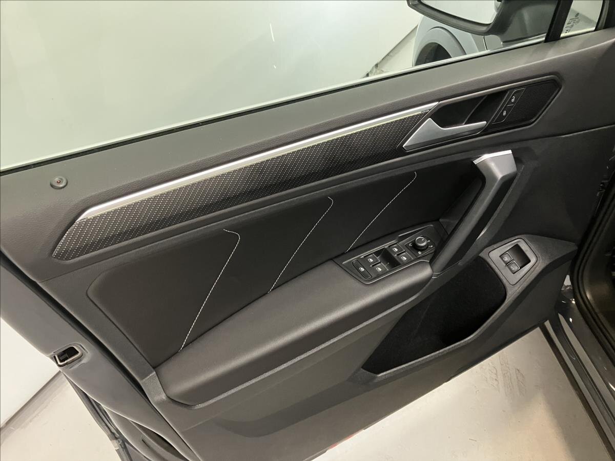 Volkswagen Tiguan SUV 1,4 l 110 kw