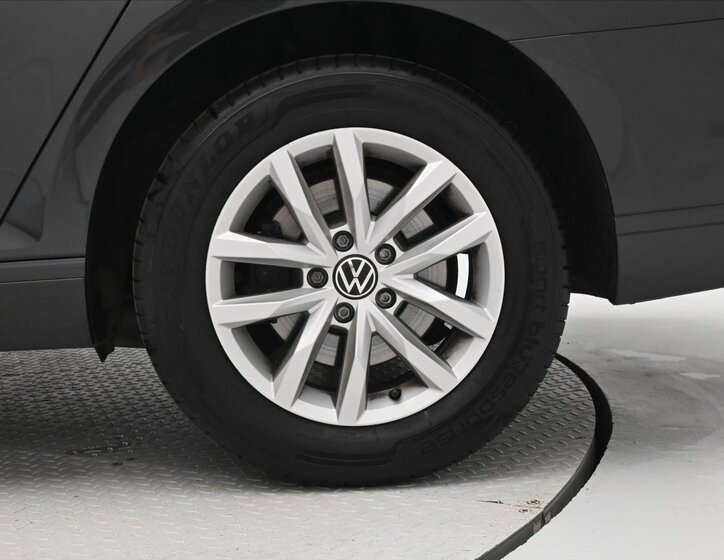 Volkswagen Passat Kombi 2,0 l 110 kw