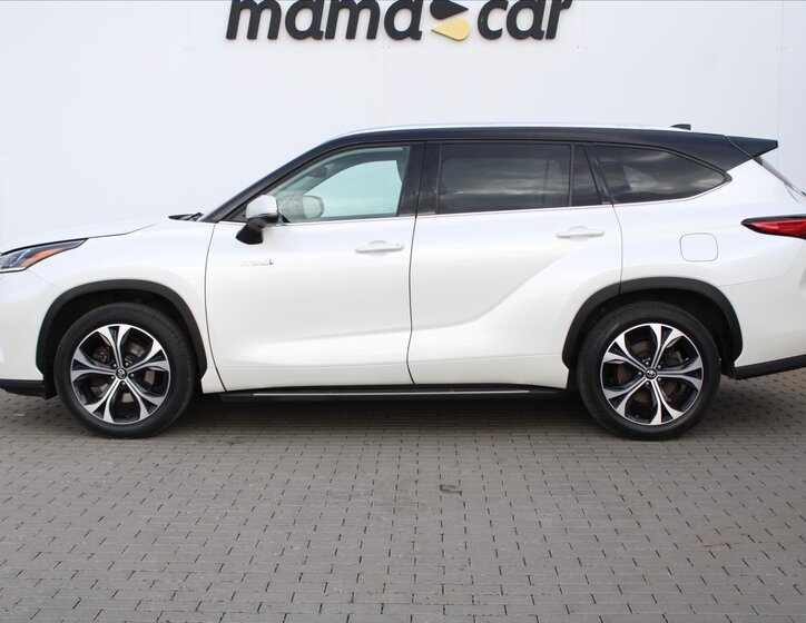 Toyota Highlander 4