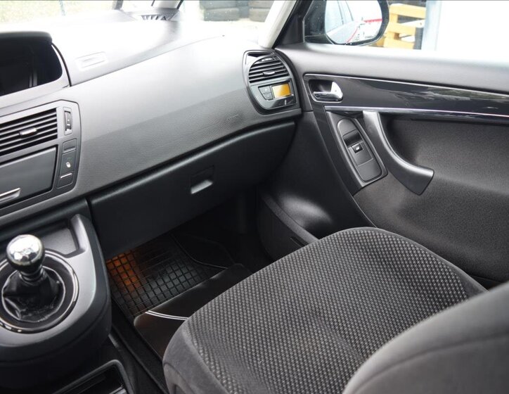 Citroën C4 Picasso 38