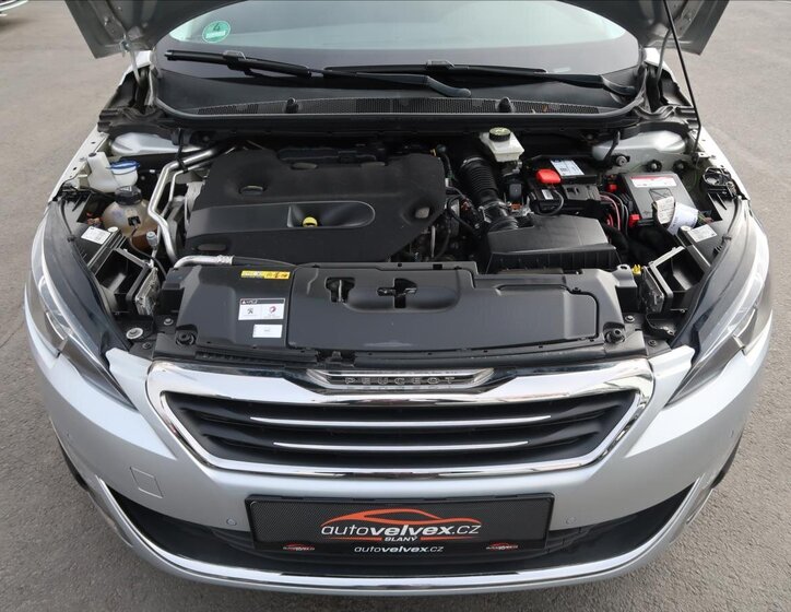 Peugeot 308 Kombi 2,0 l 110 kw