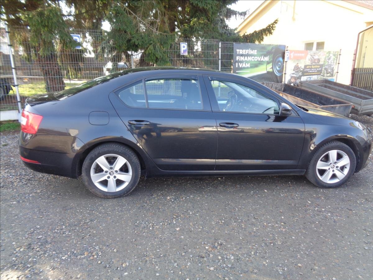Škoda Octavia Sedan / Limuzína 1,6 l 85 kw