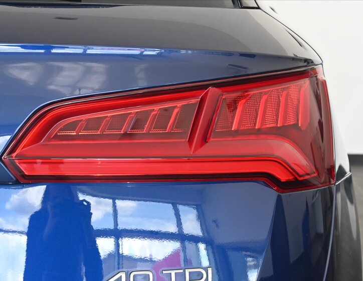 Audi Q5 SUV 2,0 l 140 kw