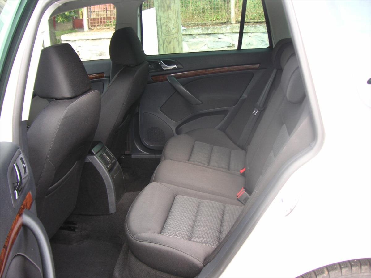 Škoda Octavia Kombi 1,6 l 77 kw