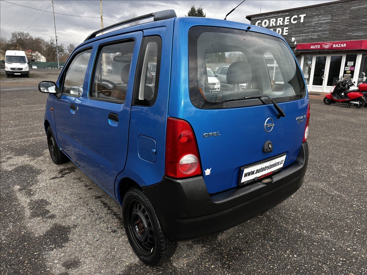 Opel Agila Hatchback 973,0 43 kw