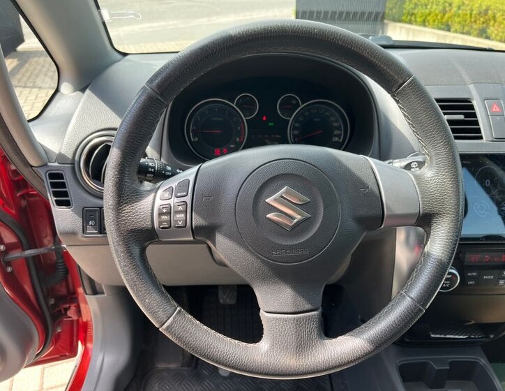 Suzuki SX4 SUV / Terénní 1,6 l 88 kw