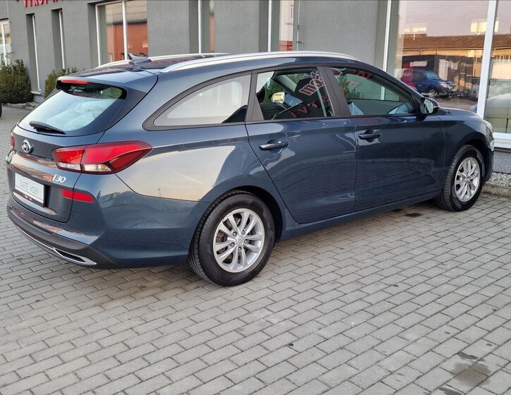 Hyundai i30 Kombi 1,6 l 85 kw