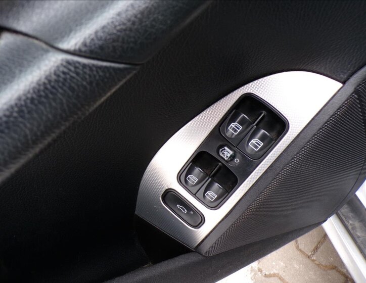 Mercedes-Benz CLK Kupé 3,0 l 165 kw