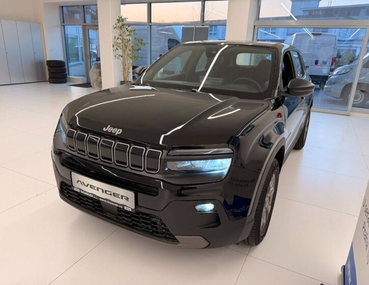 Jeep Avenger Hatchback 1,2 l 74 kw