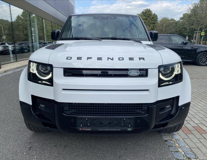 Land Rover Defender SUV 3,0 l 221 kw