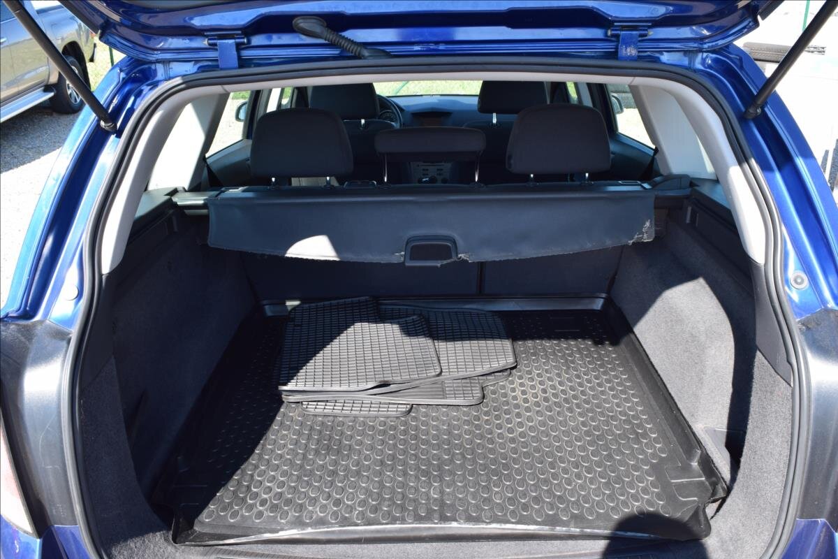 Opel Astra Kombi 1,9 l 74 kw