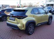 Toyota Yaris Cross 4