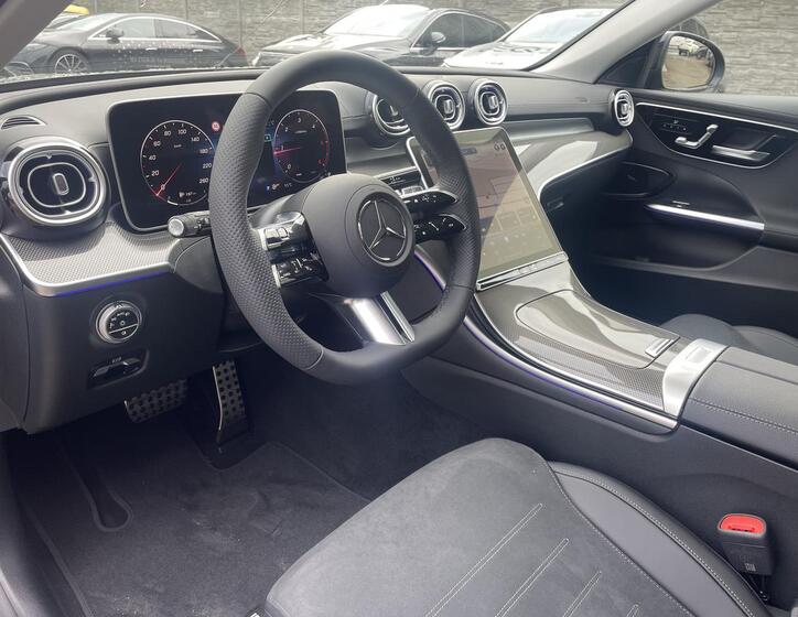 Mercedes-Benz Třídy C 8