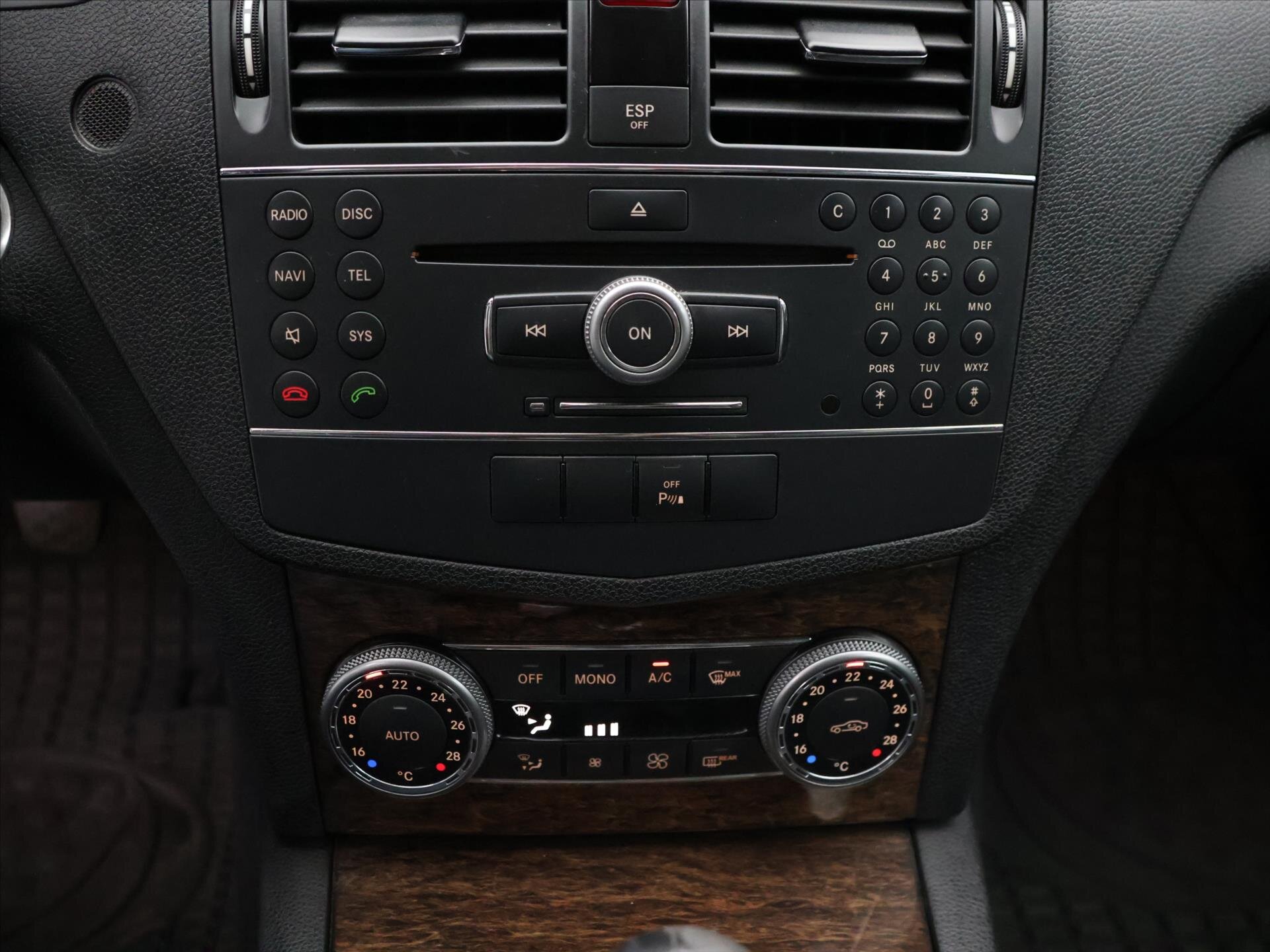 Mercedes-Benz Třídy C Sedan / Limuzína 2,1 l 125 kw