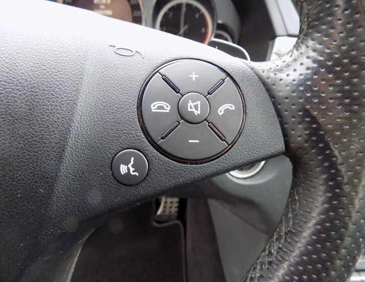 Mercedes-Benz Třídy E Sedan / Limuzína 2,1 l 125 kw