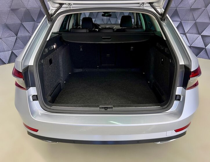 Škoda Superb Kombi 2,0 l 140 kw