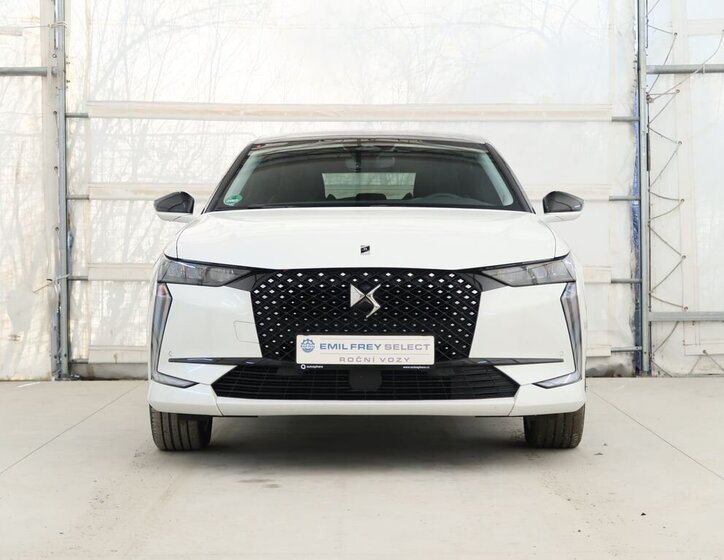 DS Automobiles DS4 Hatchback 1,2 l 100 kw