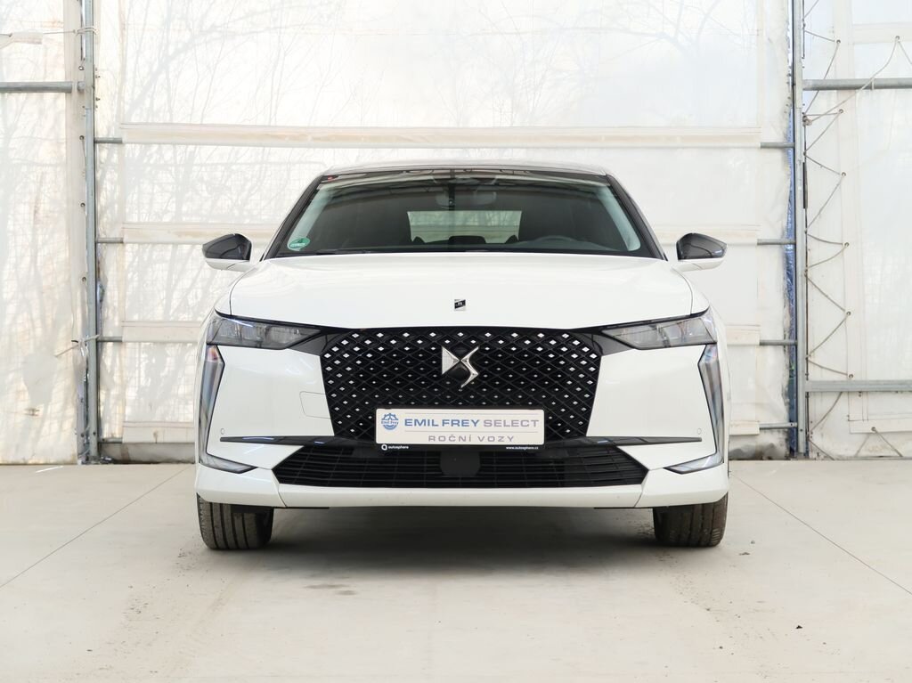 DS Automobiles DS4 Hatchback 1,2 l 100 kw